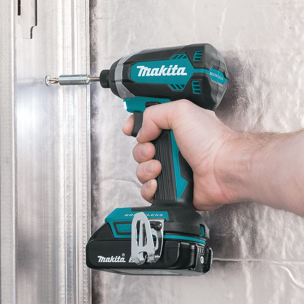 Kit Makita DHP482 Hammer Drill + DTD152 Impact Driver + 2bat 5Ah + charger + DLX2152BL2 bag