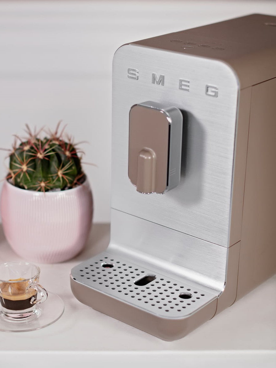 Smeg super-automatic coffee machine