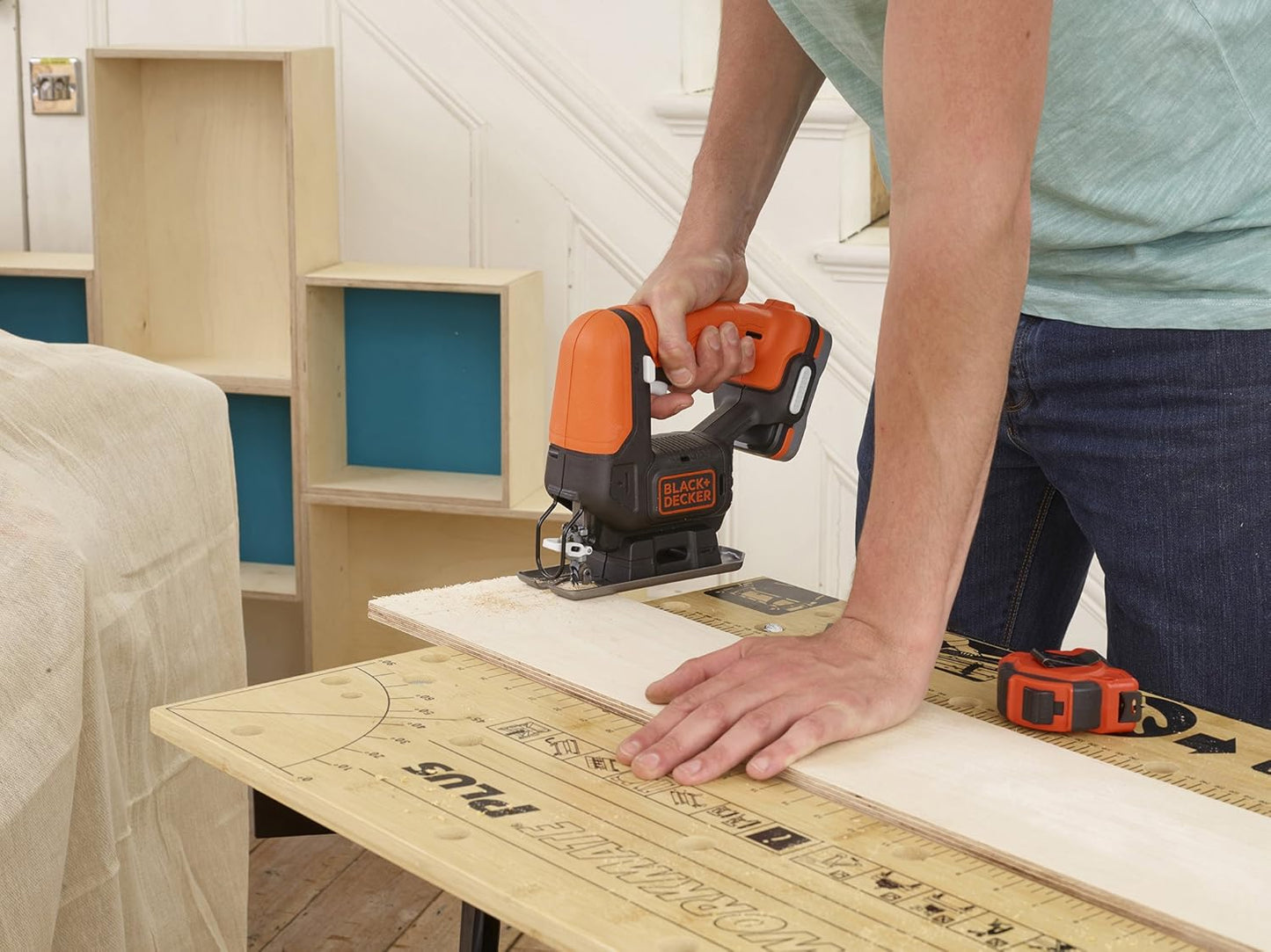 12V Jigsaw with Wood Cutting Blade Black+Decker BDCJS12N