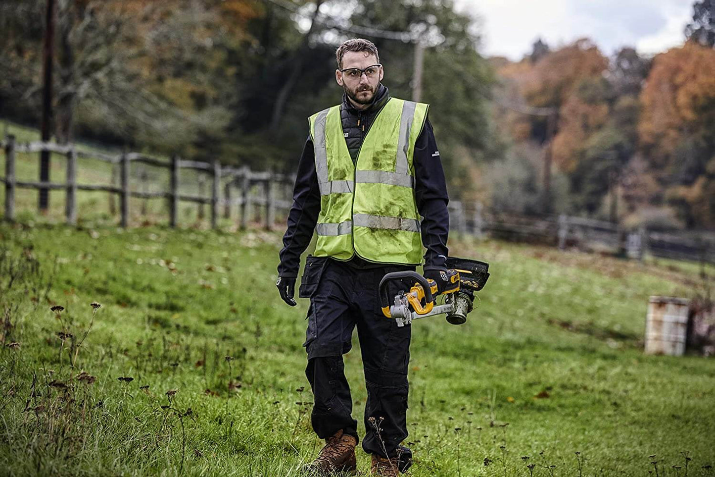 Dewalt DCMST561P1 XR 18V 36cm Folding Handle Grass Trimmer with Battery and Charger